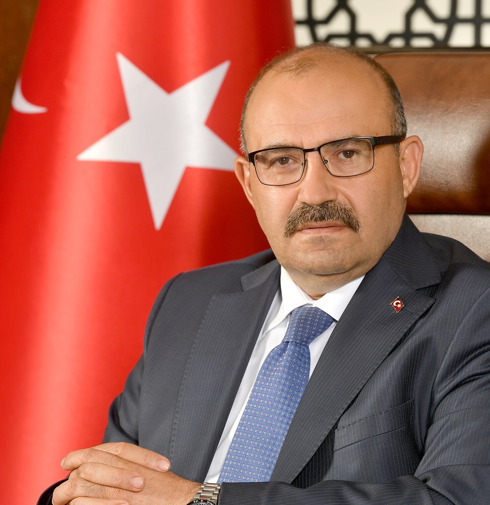 Vali İsmail Ustaoğlu'nun Babalar Günü Mesajı